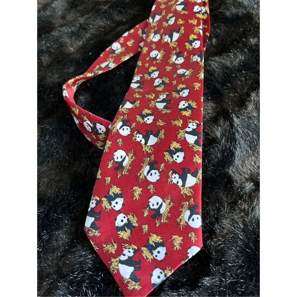 Giorgio Armani Vintage‎ Hand-Made Silk Tie Pandas